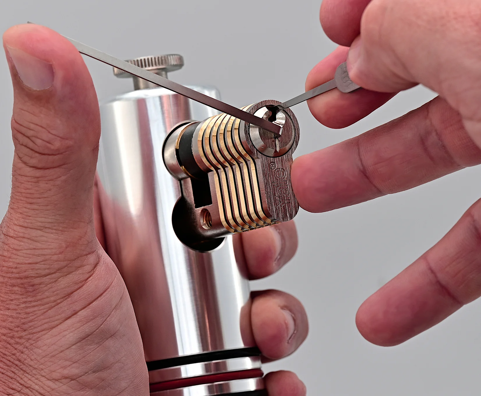 Lockpicking Across the EU Lockpicking Across the EU