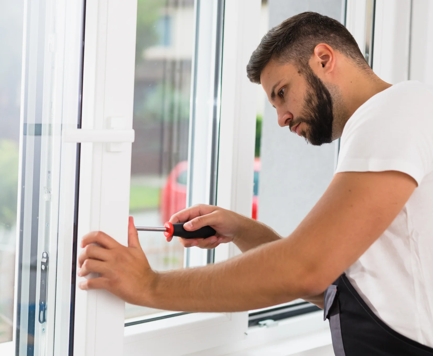 Do-it-yourself Security Check: How to Properly Inspect Your House & Flat Do-it-yourself Security Check: How to Properly Inspect Your House & Flat