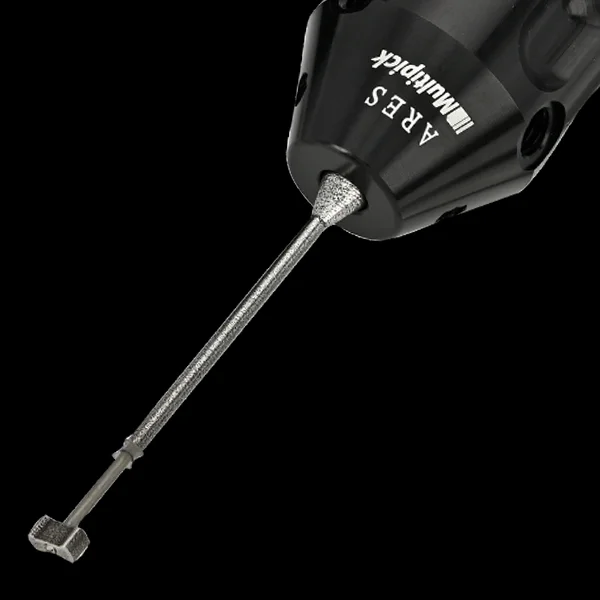 Multipick ARES decoder with mounted probe tip – Precision tool close-up for professional use